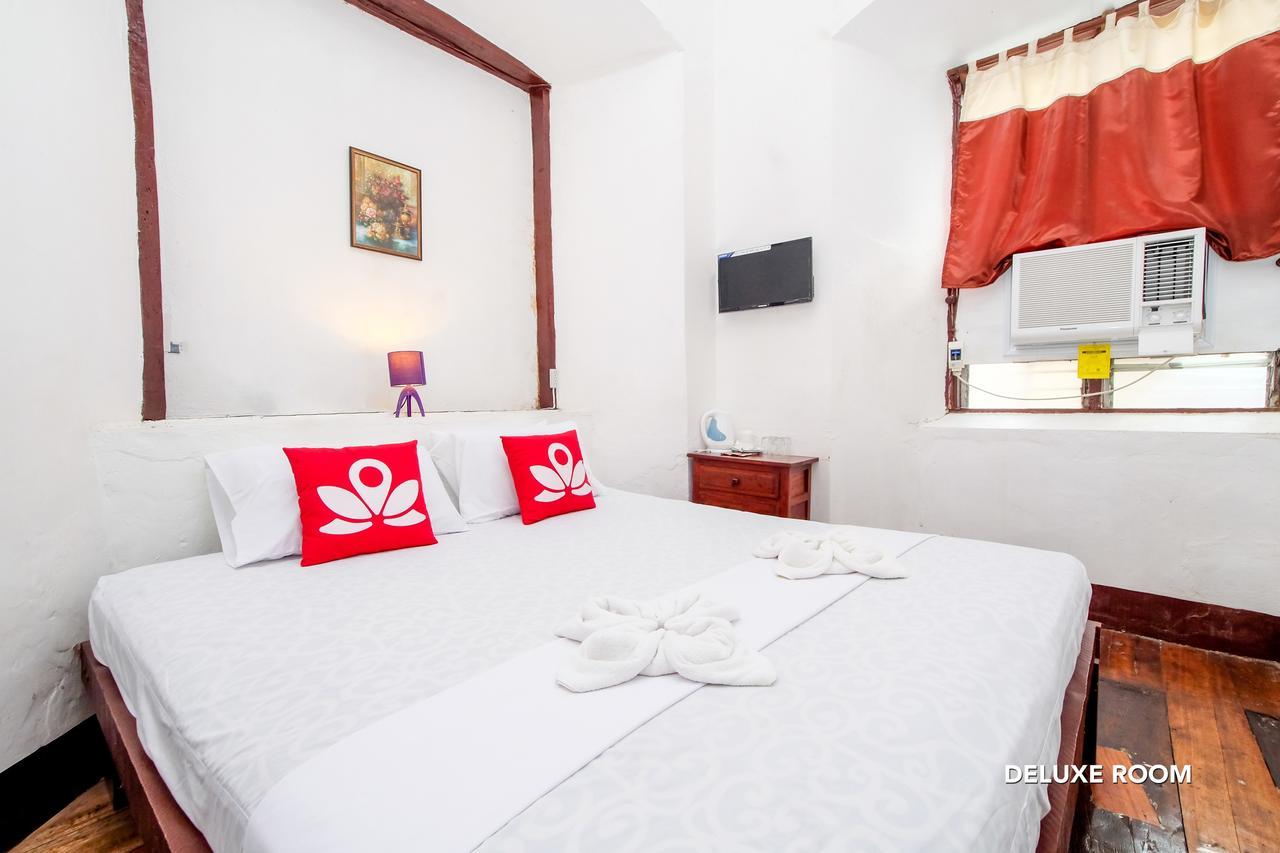Zen Rooms Calle Crisologo Виган Экстерьер фото