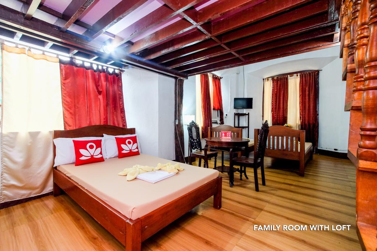 Zen Rooms Calle Crisologo Виган Экстерьер фото